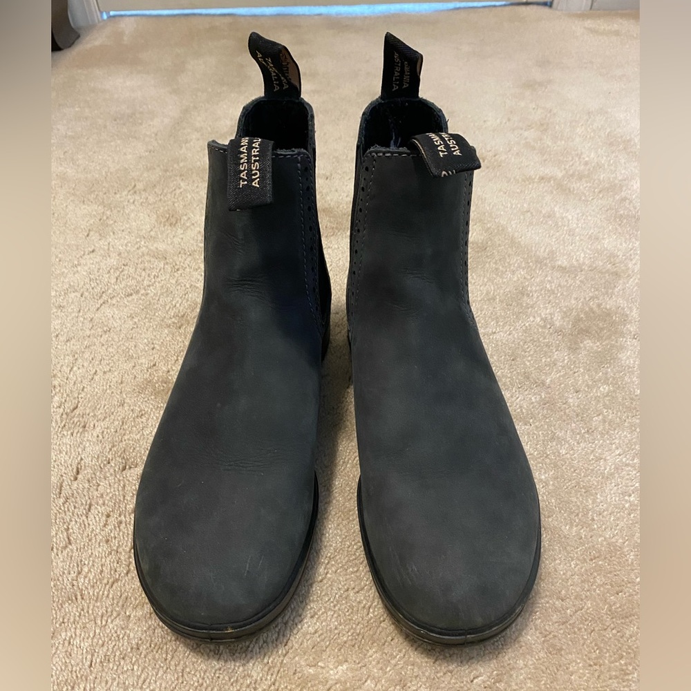 Blundstone High Top Boots in Rustic Black